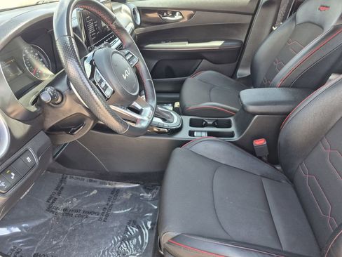 Certified 2023 Kia Forte GT FWD image 12