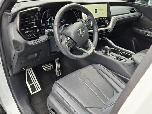 Used 2025 Lexus TX 350 AWD w/ Technology Package image 9