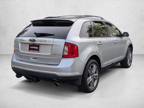Used 2011 Ford Edge Limited w/ Driver Entry Pkg FWD image 5