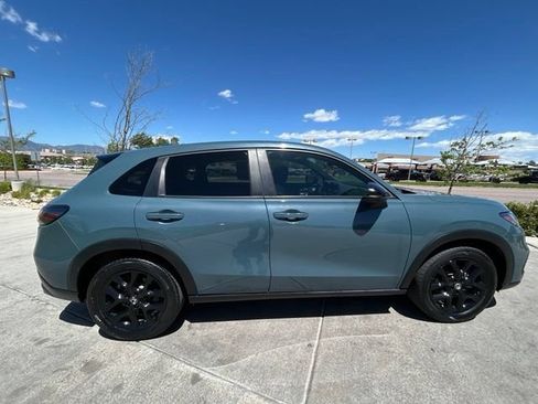 Used 2023 Honda HR-V Sport image 9