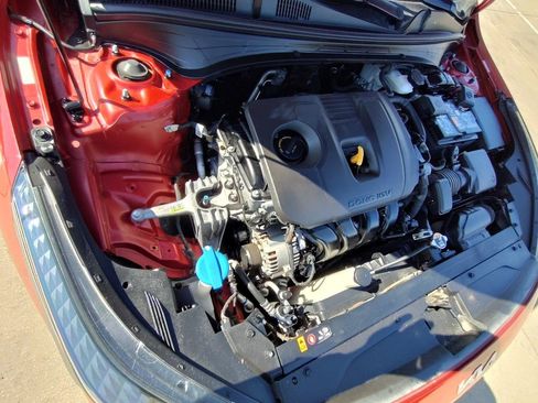 Used 2022 Kia Forte LXS FWD image 45