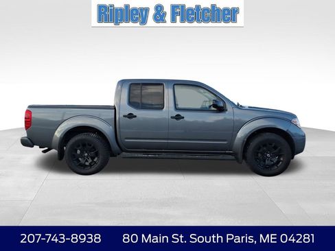 Used 2020 Nissan Frontier SV w/ Midnight Edition Floor Mats AWD/4WD image 4