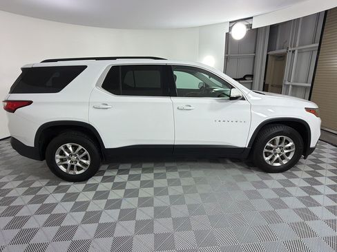Used 2020 Chevrolet Traverse LT FWD image 8