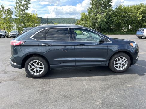 Used 2024 Ford Edge SEL w/ Convenience Package AWD/4WD image 8