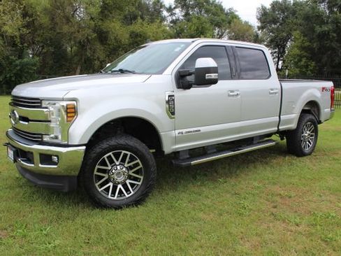 Used 2019 Ford F250 Lariat w/ Lariat Ultimate Package AWD/4WD image 1