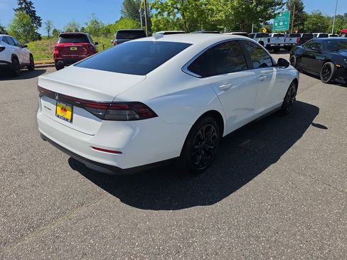 Used 2024 Honda Accord LX image 6