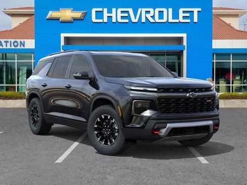 New 2026 Chevrolet Traverse Z71 w/ Enhanced Driving Package image 7