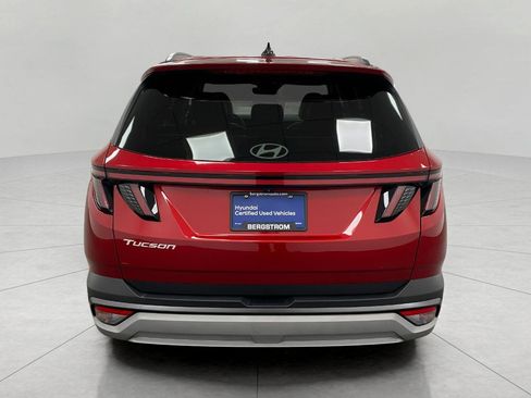 Used 2025 Hyundai Tucson SEL FWD image 4