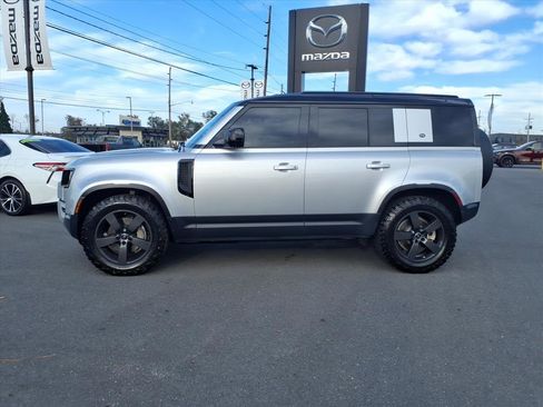 Used 2020 Land Rover Defender 110 First Edition image 2