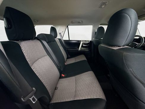 Certified 2023 Toyota 4Runner SR5 AWD/4WD image 28