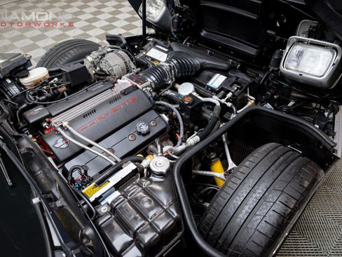 Used 1996 Chevrolet Corvette Convertible image 16