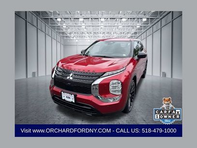 Used 2023 Mitsubishi Outlander SE