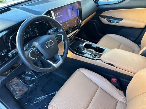 Used 2024 Lexus NX 350h AWD w/ Vision Package image 10