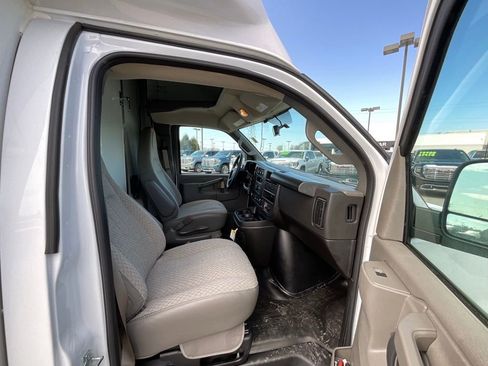 New 2026 GMC Savana 3500 w/ Power Convenience Package RWD image 12