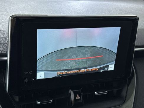 Used 2024 Toyota Corolla Cross AWD Hybrid w/ Convenience Package image 15