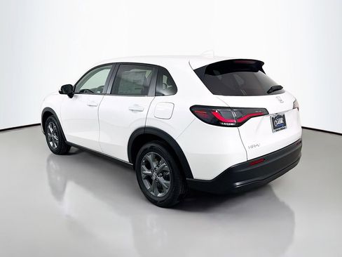 New 2026 Honda HR-V LX image 5