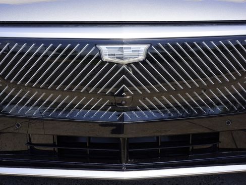 Used 2024 Cadillac Lyriq Tech image 15