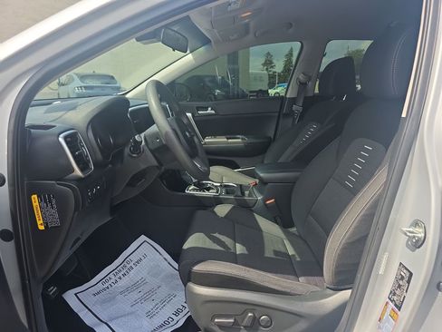 Used 2021 Kia Sportage LX w/ LX AWD Popular Package image 15