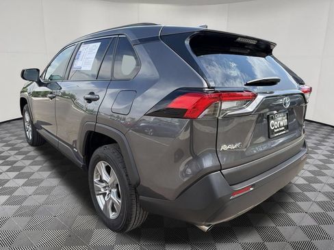 Used 2024 Toyota RAV4 LE AWD/4WD image 5