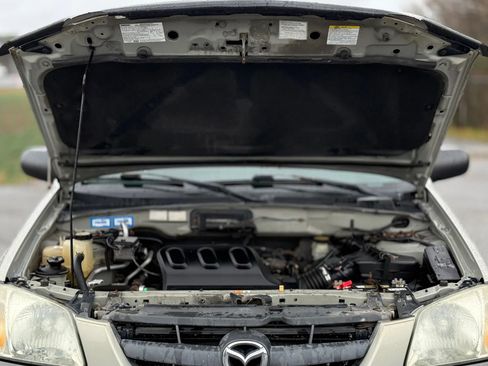 Used 2004 MAZDA Tribute LX w/ Luxury Pkg image 27