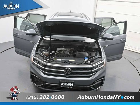 Used 2020 Volkswagen Atlas Cross Sport SEL Premium R-Line AWD/4WD image 37