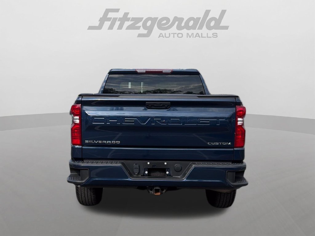 Used 2023 Chevrolet Silverado 1500 Custom AWD/4WD image 7