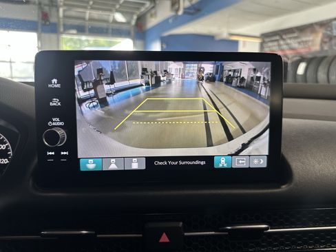 Used 2024 Honda HR-V EX-L image 12