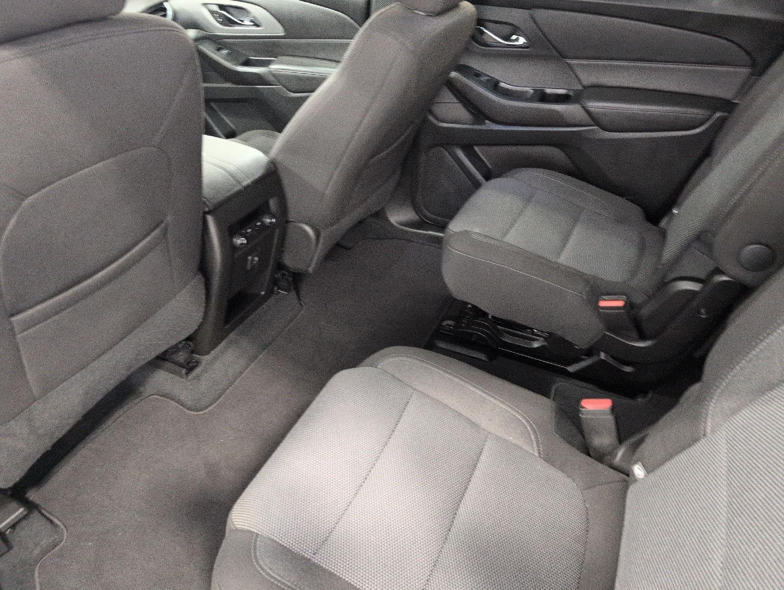 Used 2023 Chevrolet Traverse LT AWD/4WD image 22