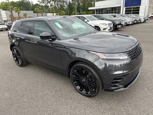 New 2026 Land Rover Range Rover Velar Dynamic SE image 8