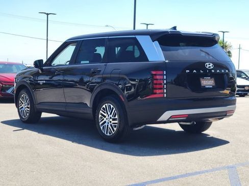 New 2026 Hyundai Palisade SE FWD image 3