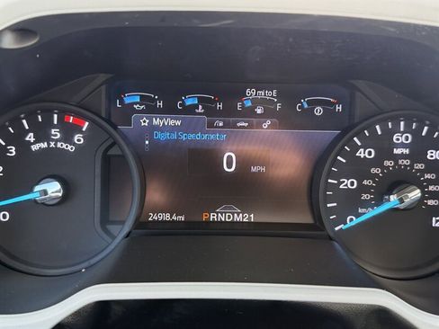 Used 2023 Ford F650 2WD Regular Cab Super Duty image 16