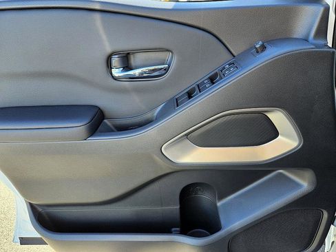 New 2026 Nissan Frontier SV image 29