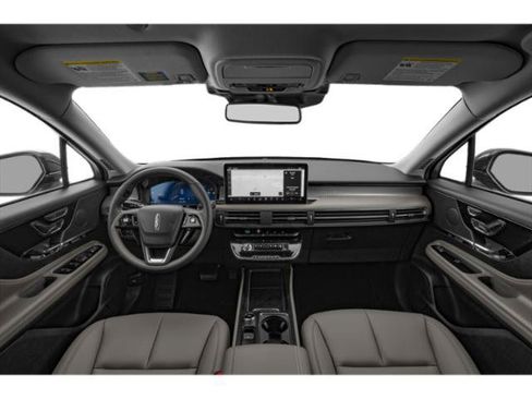 Used 2025 Lincoln Corsair FWD image 7
