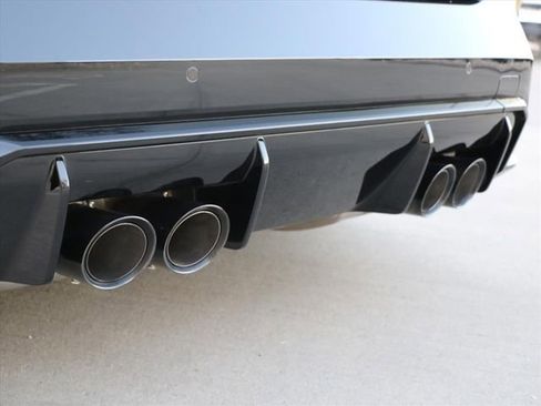 Used 2022 BMW M4 xDrive Competition image 15