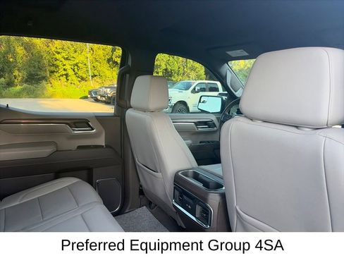 Used 2024 GMC Sierra 1500 SLT AWD/4WD image 14