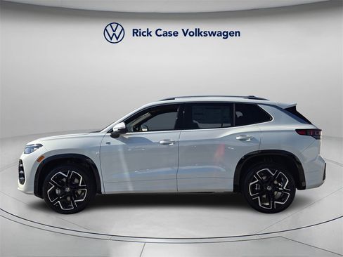 New 2026 Volkswagen Tiguan SEL R-Line image 2