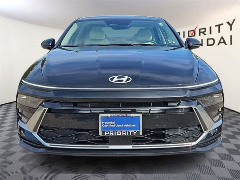 Certified 2024 Hyundai Sonata SEL w/ Convenience Package image 2