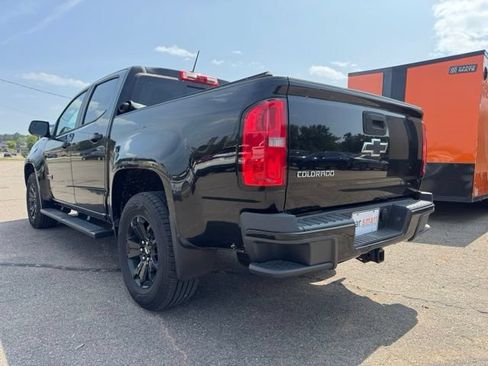 Used 2016 Chevrolet Colorado Z71 w/ Z71 Midnight Edition AWD/4WD image 5