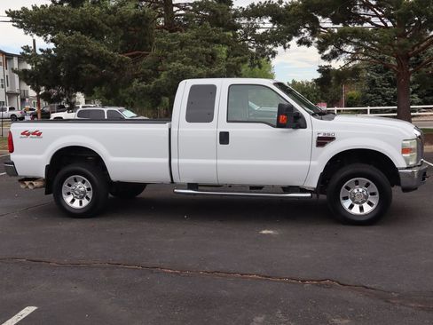 Used 2008 Ford F350 XLT AWD/4WD image 3