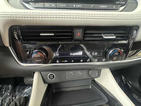 Used 2023 Nissan Rogue SL image 23