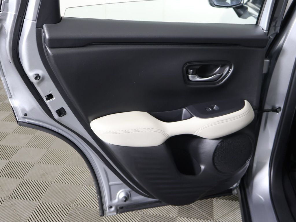 Used 2024 Honda HR-V LX image 21