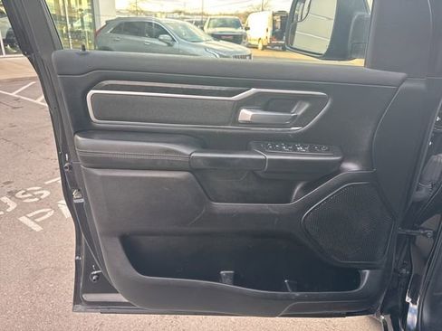 Used 2019 RAM 1500 Big Horn AWD/4WD image 9