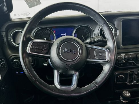 Used 2023 Jeep Wrangler Sahara w/ Cold Weather Group image 18