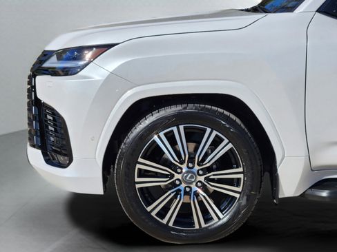 New 2026 Lexus LX 700h Luxury AWD/4WD image 5