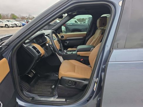 Used 2023 Land Rover Discovery HSE R-Dynamic image 2