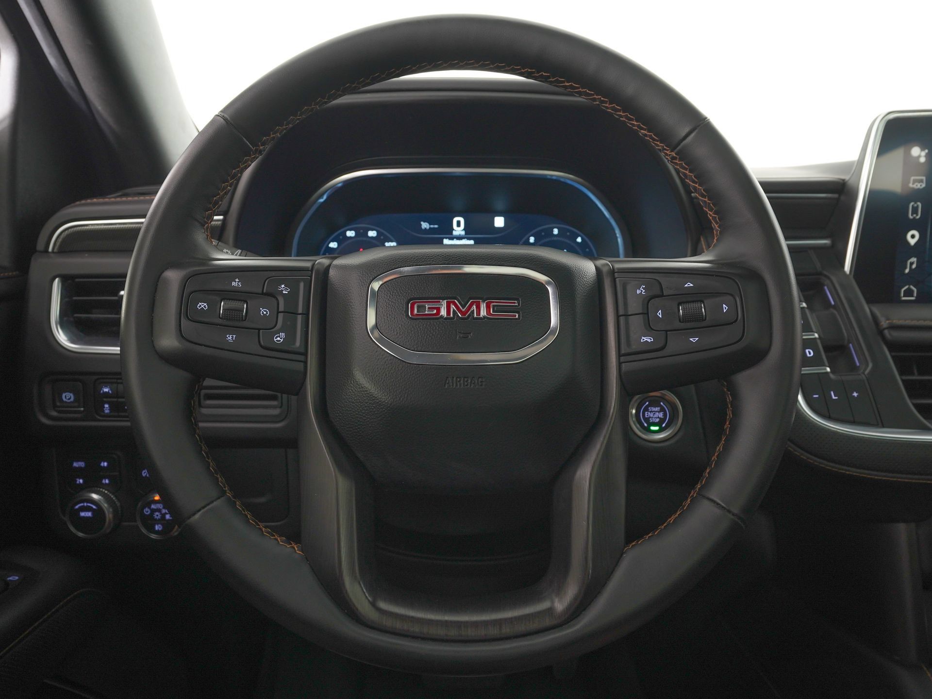Used 2023 GMC Yukon AT4 AWD/4WD image 19