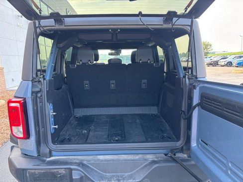 Used 2023 Ford Bronco Big Bend w/ Sasquatch Package AWD/4WD image 7
