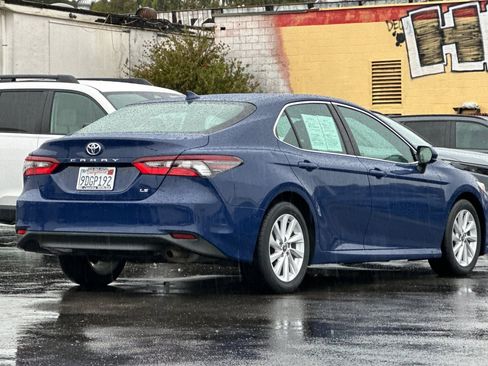 Used 2023 Toyota Camry LE image 3