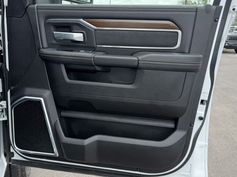 Certified 2024 RAM 2500 Laramie AWD/4WD image 16