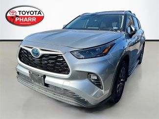 Used 2023 Toyota Highlander XLE video 1